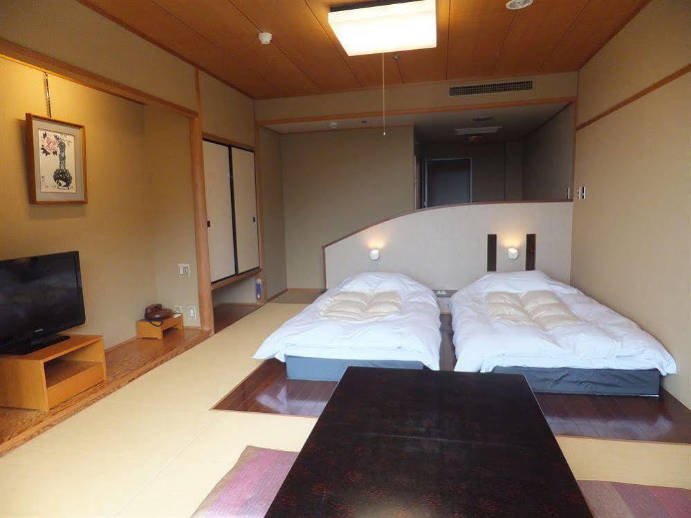 Casa Di Nonno Hotel Tahara Ngoại thất bức ảnh
